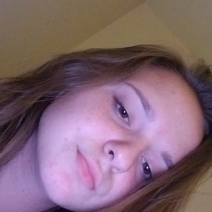 Meet your Posher, Cassandra